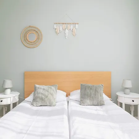 아파트 Modern With Parking Near Tauron Arena By Renters